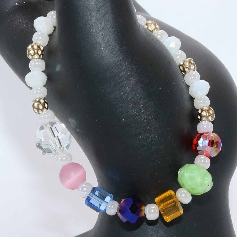 Stretchy White And Color Glass Beads